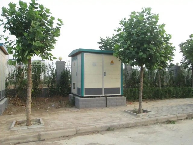 咸宁1000KVA欧式箱式变压器